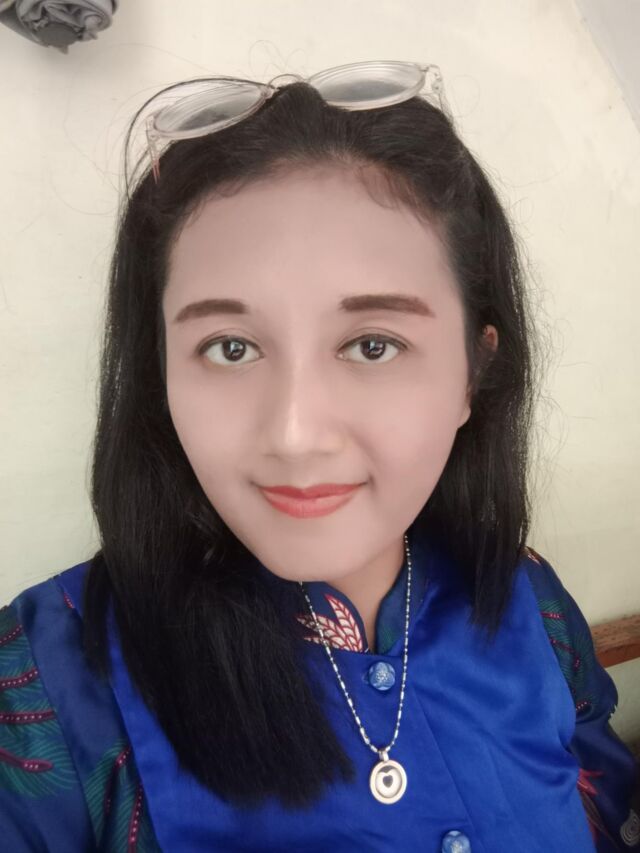 Original photo before applying Luxury Boutique Walk Photolab effect